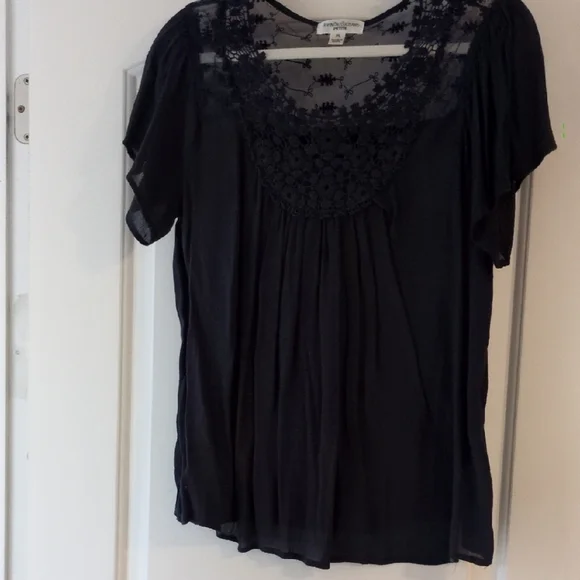 JohnPaulRichard Black Lace Blouse - Picture 1 of 6
